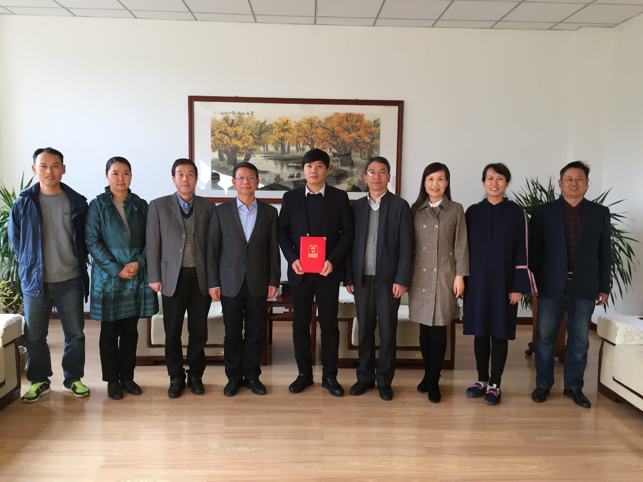 长江学者杨必胜受聘我校特聘教授