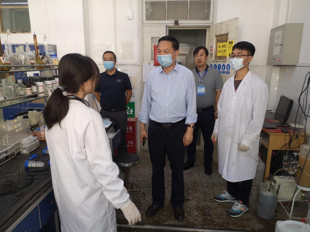 开云线上登录平台入口实验室安全检查“回头看”活动