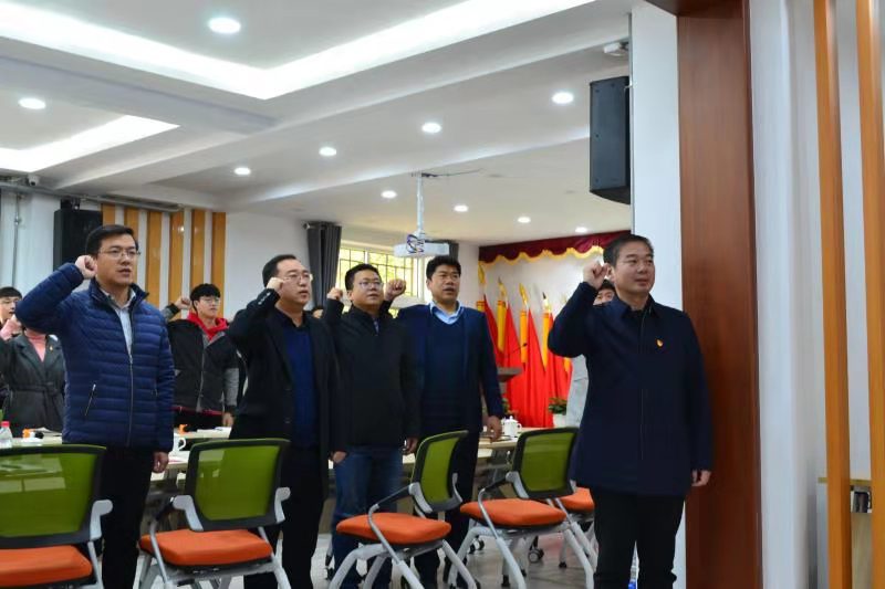【主题教育】党建武副校长与学生党员共话初心