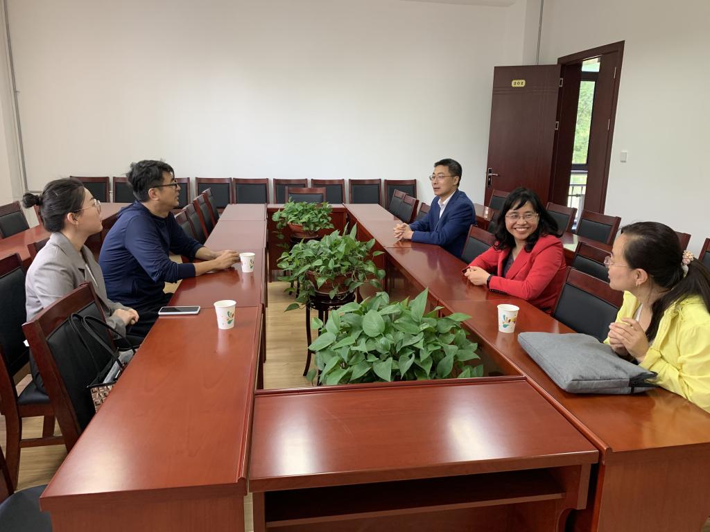 学校举办法律顾问法律咨询活动