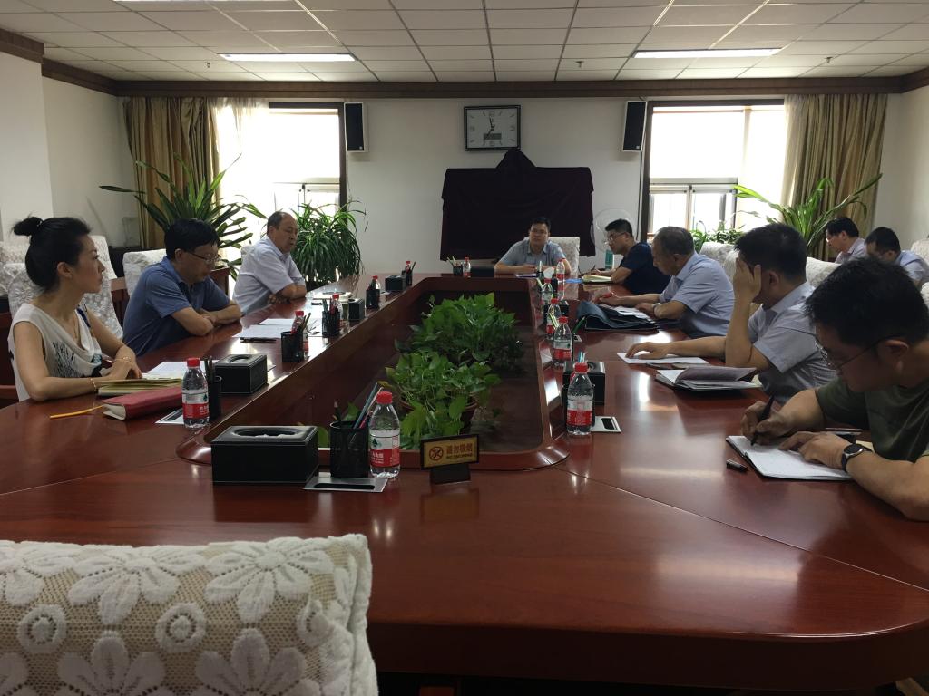 杨子江书记召开脱贫攻坚专项督查工作部署会